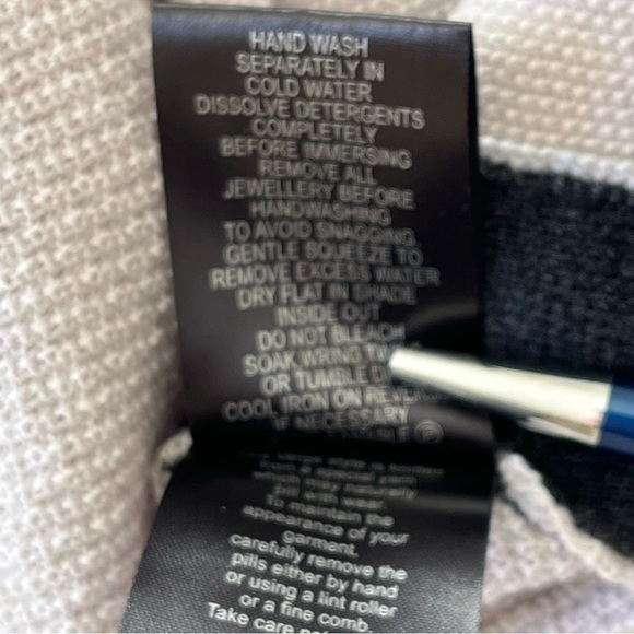 VERGE Turtleneck Sweater Women's Large Gray Black Trim Strip 100% Merino Wool - Picture 7 of 10